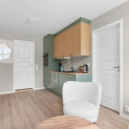 Beds I Cozy Corner Apartment Bergen